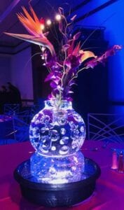 Sphere Vase with fresh flowers
