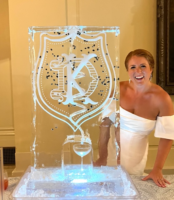 .com: Reusable Ice Luge (Single Track) - Just Add Water, Freeze and  Enjoy Within 24 Hours - A Perfect Center Piece to Any Party - The Best Way  to Serve Cold Drinks